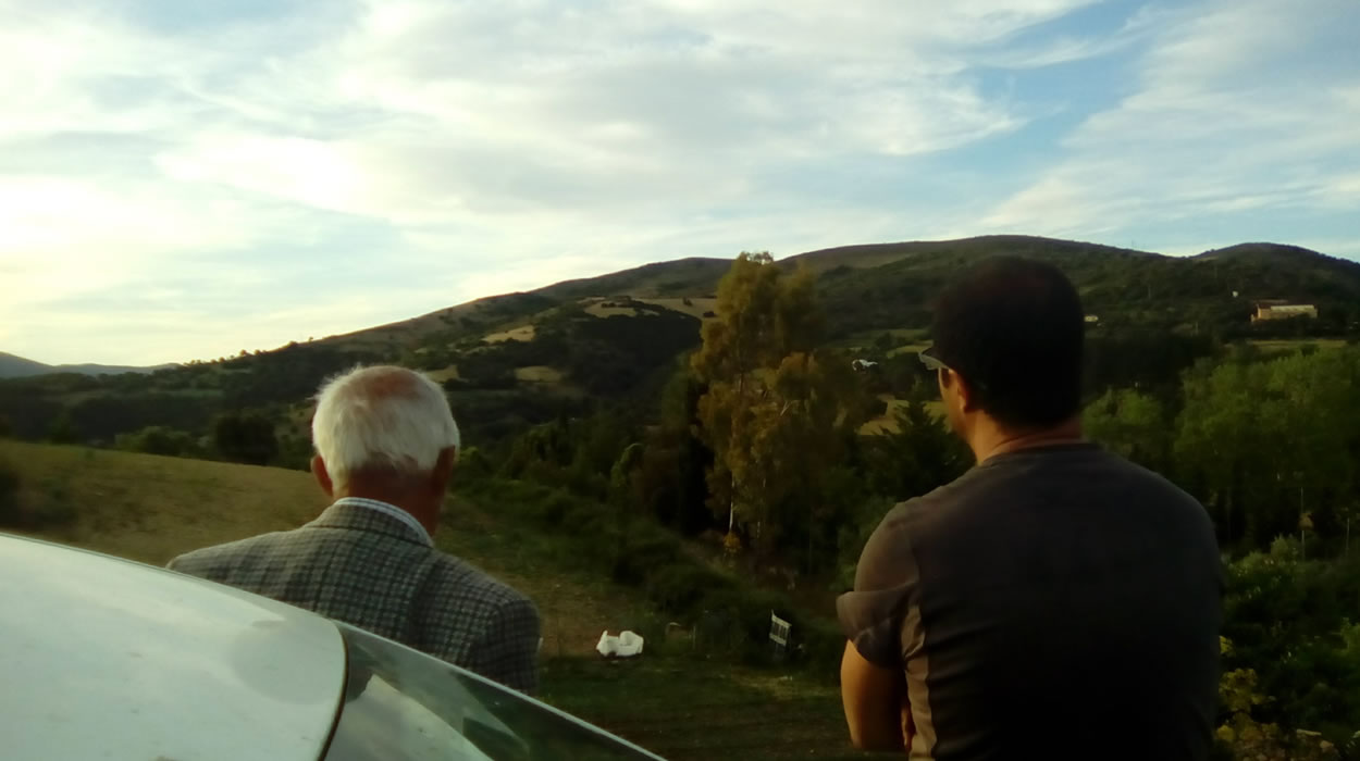 slide-02